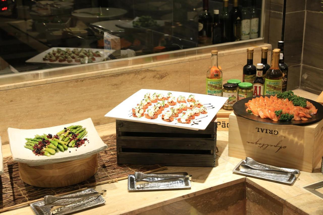 Ramada By Wyndham Seoul Sindorim Hotell Exteriör bild
