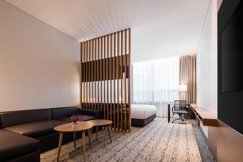 Ramada By Wyndham Seoul Sindorim Hotell Exteriör bild