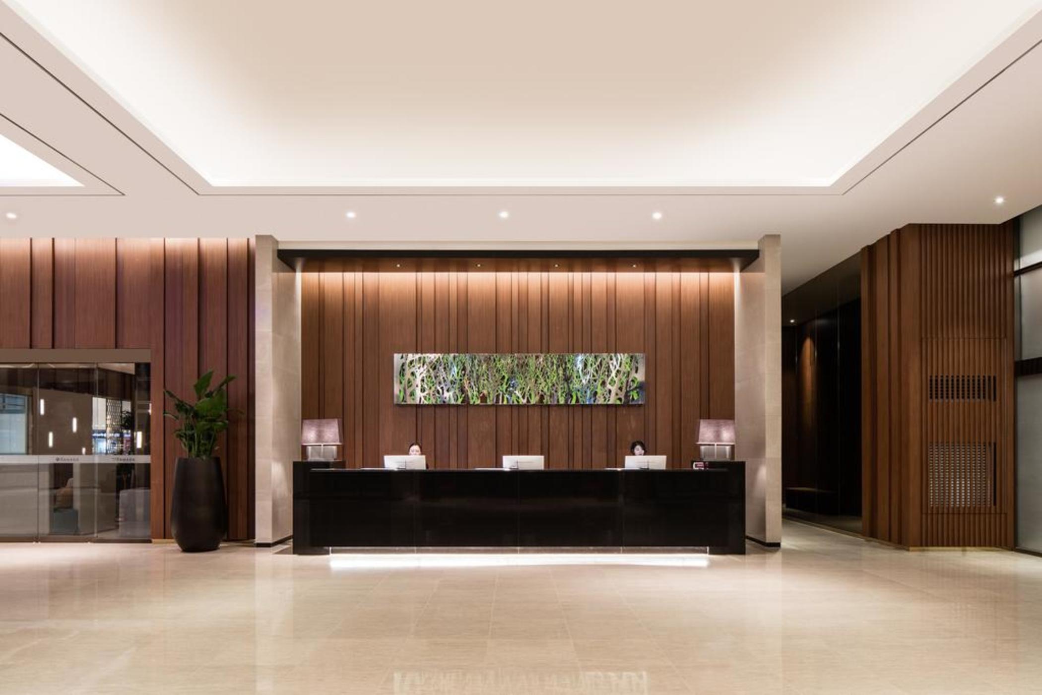 Ramada By Wyndham Seoul Sindorim Hotell Exteriör bild
