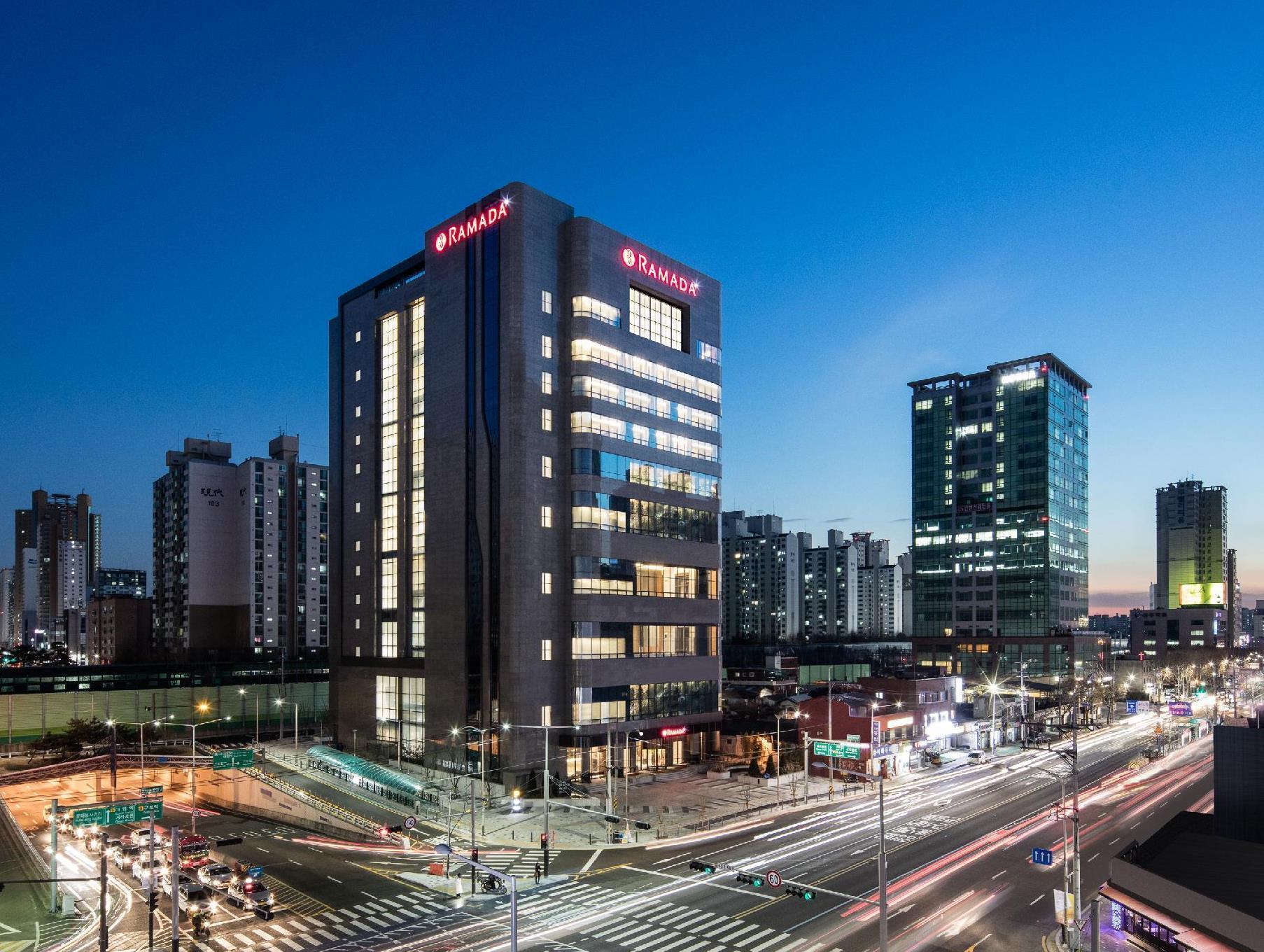 Ramada By Wyndham Seoul Sindorim Hotell Exteriör bild